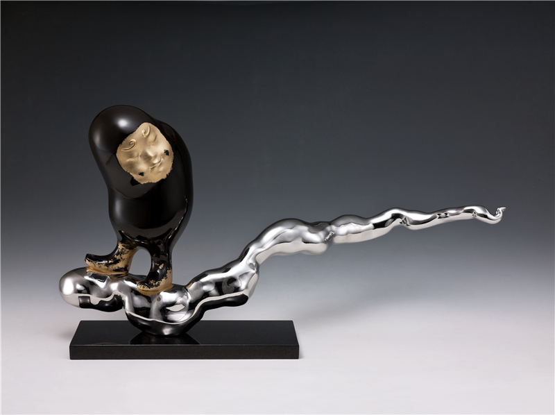 蔡尉成《八千里》青铜、不锈钢 260<em></em>x55x130cm 2016